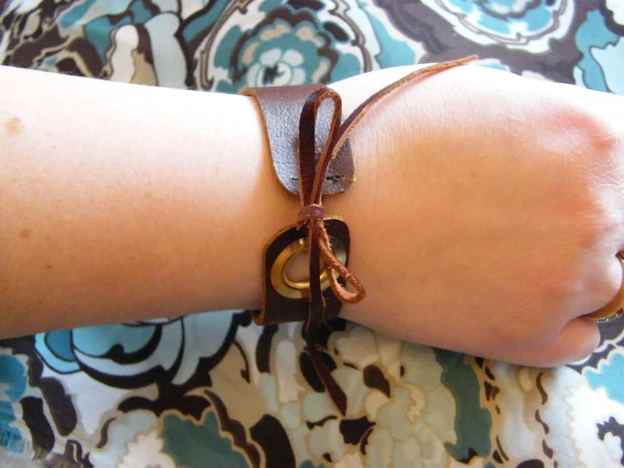 Things to Make With Leather Scraps: Home, Jewelry, Accessories, and more!