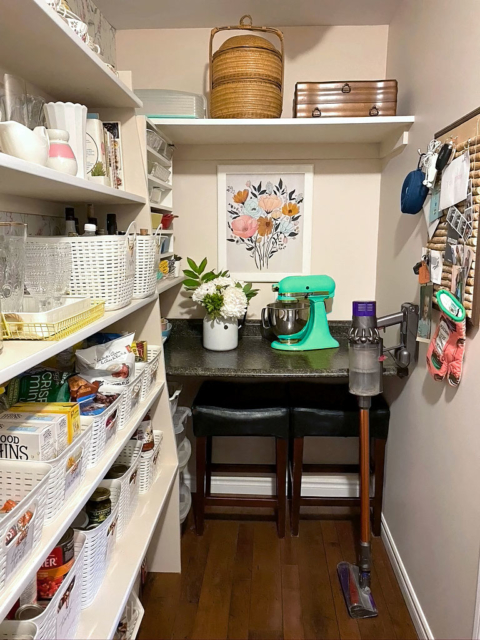 Labeling Your Pantry + Free Labels and Organizing Tips